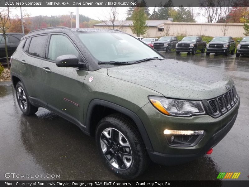 Olive Green Pearl / Black/Ruby Red 2018 Jeep Compass Trailhawk 4x4