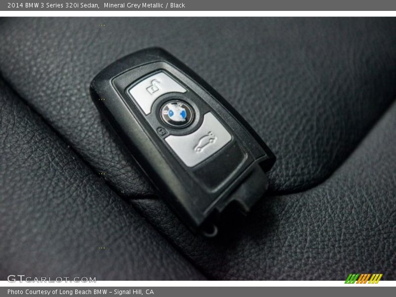 Mineral Grey Metallic / Black 2014 BMW 3 Series 320i Sedan