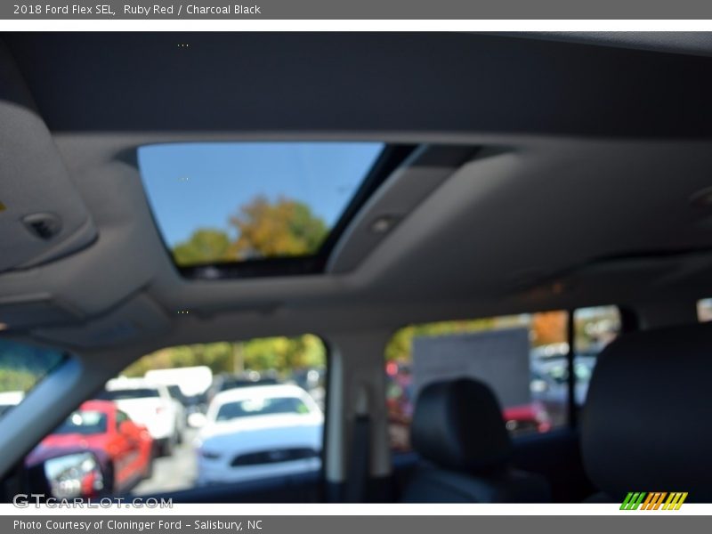 Ruby Red / Charcoal Black 2018 Ford Flex SEL