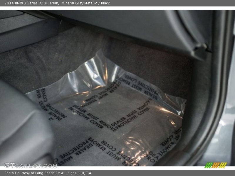Mineral Grey Metallic / Black 2014 BMW 3 Series 320i Sedan
