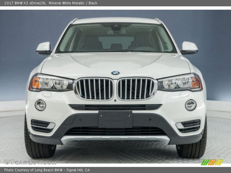 Mineral White Metallic / Black 2017 BMW X3 sDrive28i