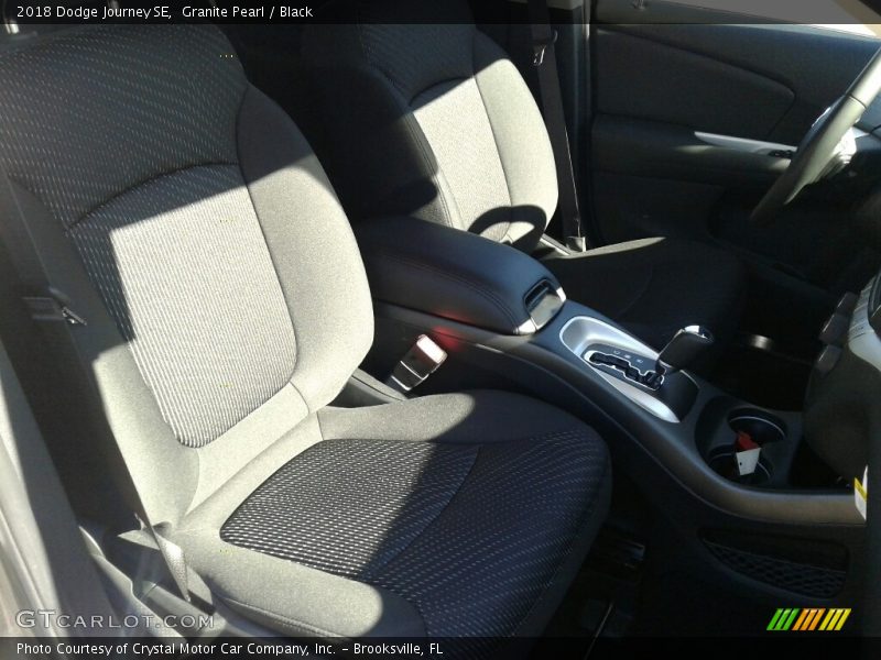 Granite Pearl / Black 2018 Dodge Journey SE
