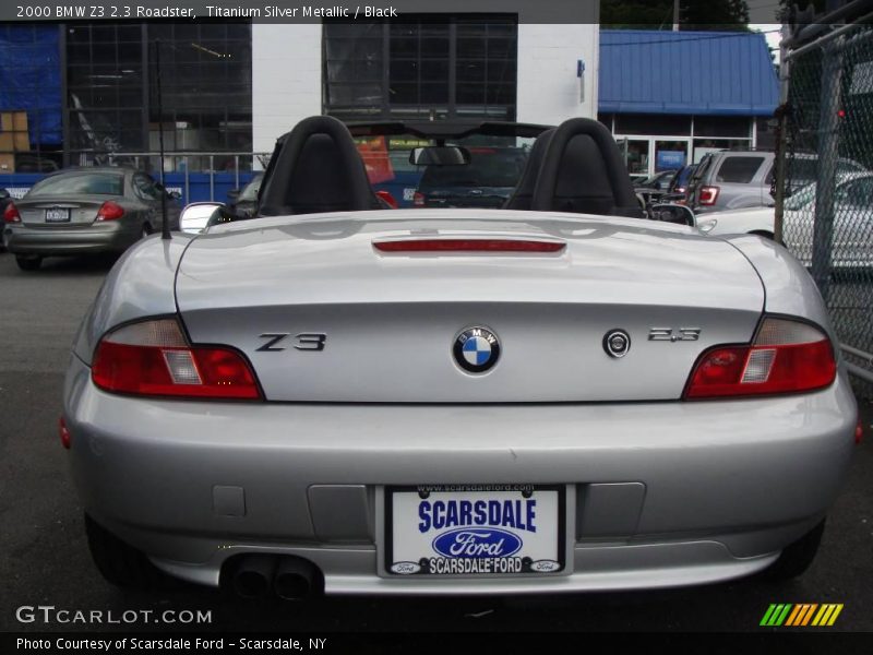 Titanium Silver Metallic / Black 2000 BMW Z3 2.3 Roadster