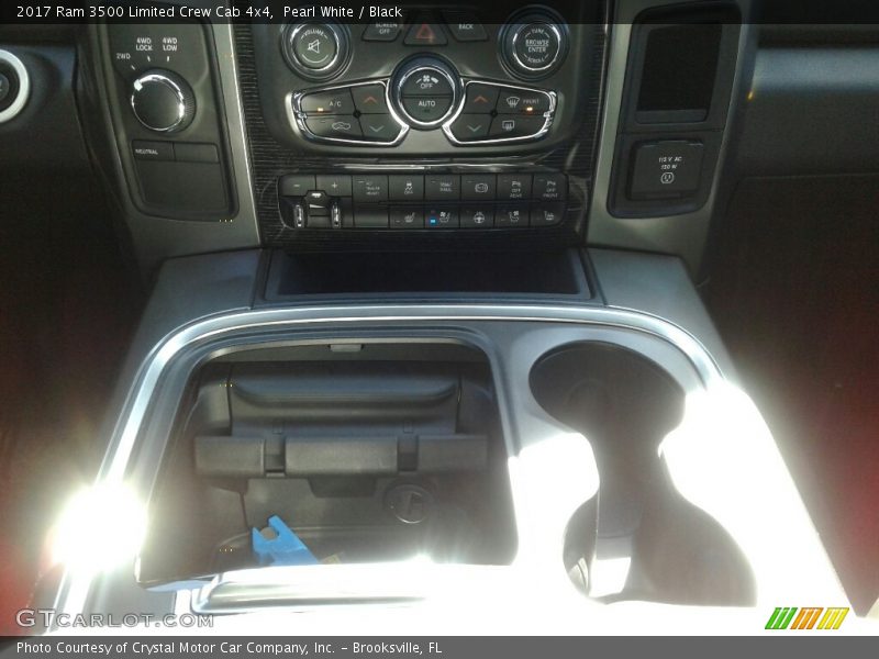 Pearl White / Black 2017 Ram 3500 Limited Crew Cab 4x4