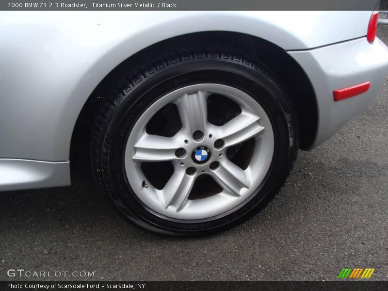 Titanium Silver Metallic / Black 2000 BMW Z3 2.3 Roadster