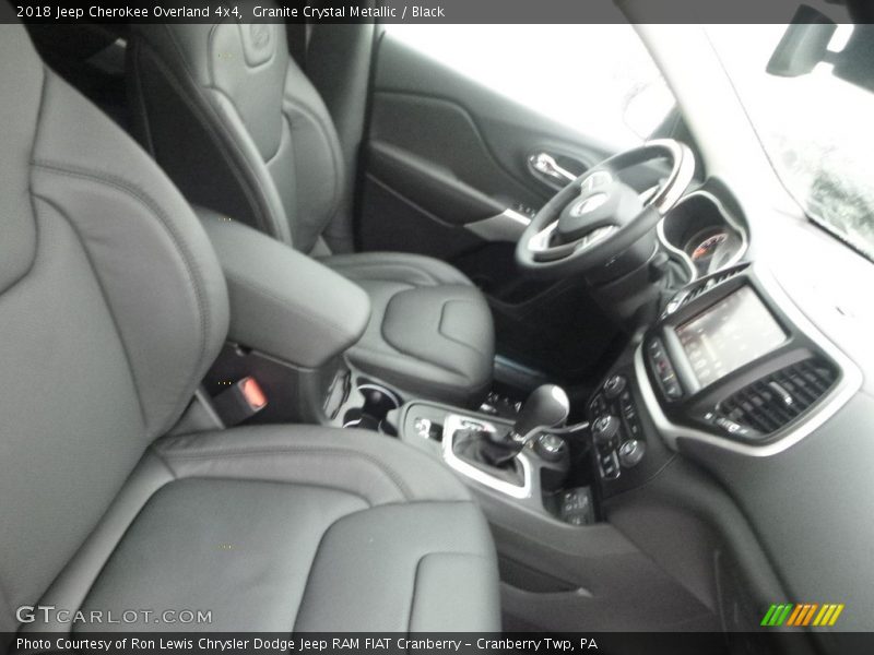 Granite Crystal Metallic / Black 2018 Jeep Cherokee Overland 4x4