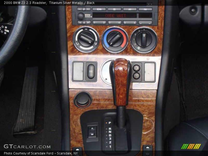 Titanium Silver Metallic / Black 2000 BMW Z3 2.3 Roadster