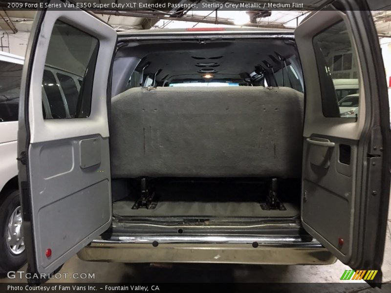 Sterling Grey Metallic / Medium Flint 2009 Ford E Series Van E350 Super Duty XLT Extended Passenger