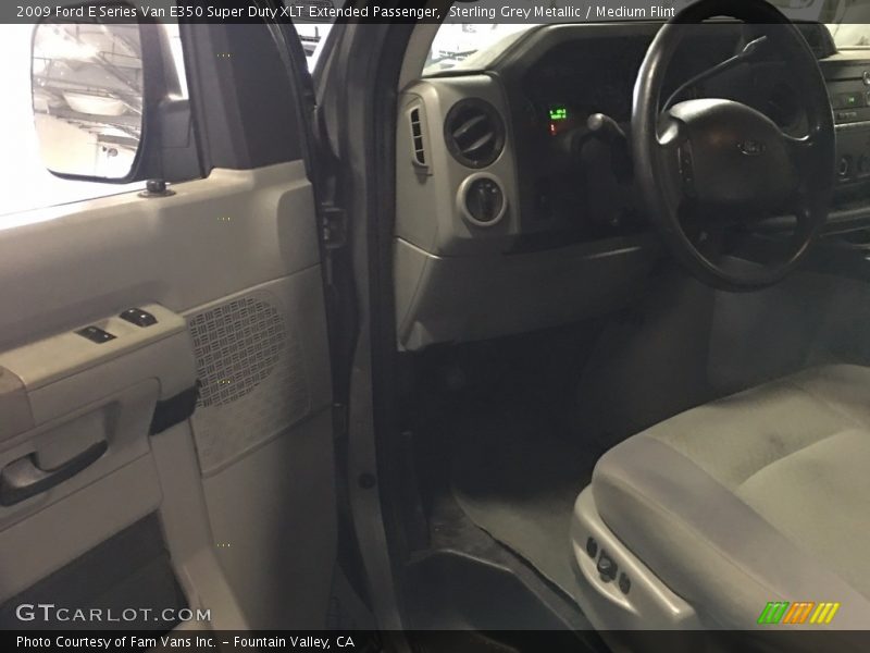 Sterling Grey Metallic / Medium Flint 2009 Ford E Series Van E350 Super Duty XLT Extended Passenger