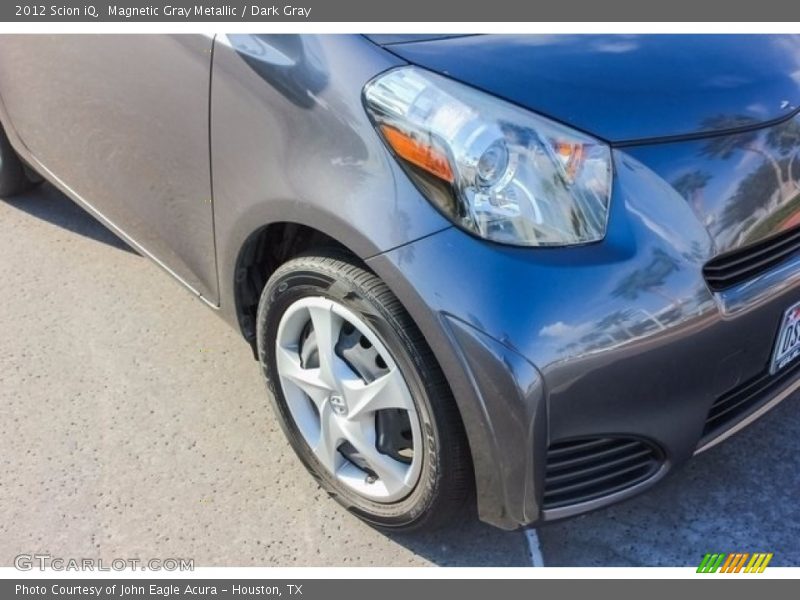 Magnetic Gray Metallic / Dark Gray 2012 Scion iQ