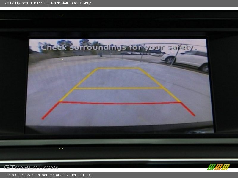 Black Noir Pearl / Gray 2017 Hyundai Tucson SE