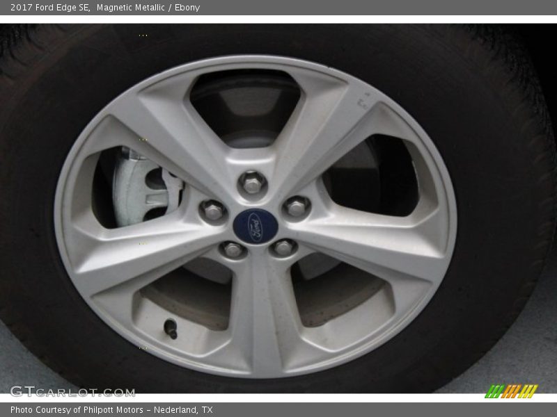 Magnetic Metallic / Ebony 2017 Ford Edge SE