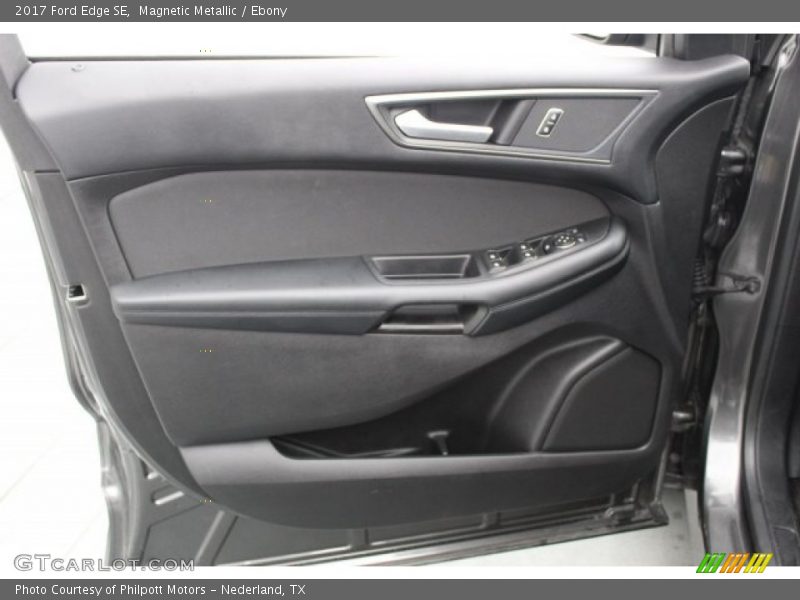 Magnetic Metallic / Ebony 2017 Ford Edge SE