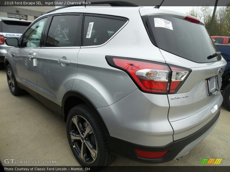 Ingot Silver / Charcoal Black 2018 Ford Escape SEL