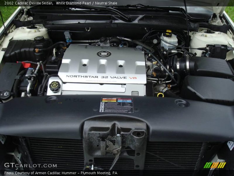 White Diamond Pearl / Neutral Shale 2002 Cadillac DeVille Sedan