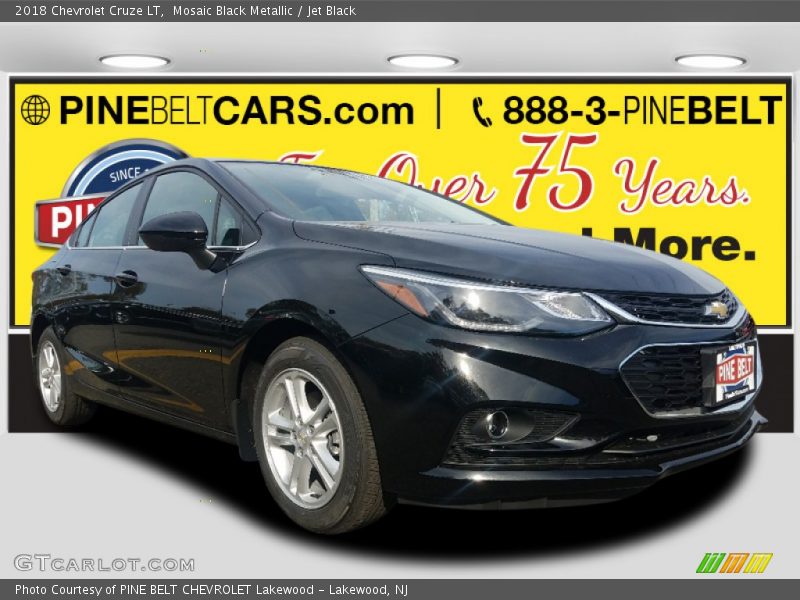 Mosaic Black Metallic / Jet Black 2018 Chevrolet Cruze LT