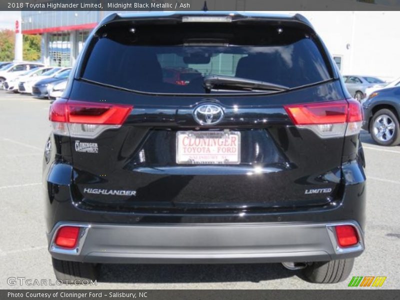 Midnight Black Metallic / Ash 2018 Toyota Highlander Limited