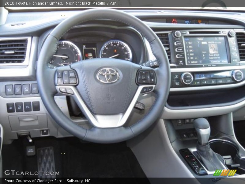 Midnight Black Metallic / Ash 2018 Toyota Highlander Limited
