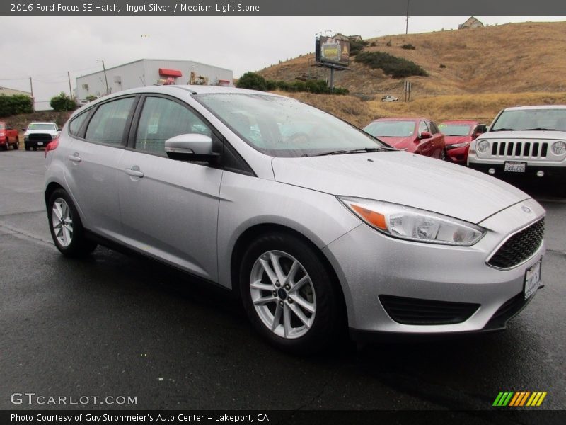 Ingot Silver / Medium Light Stone 2016 Ford Focus SE Hatch