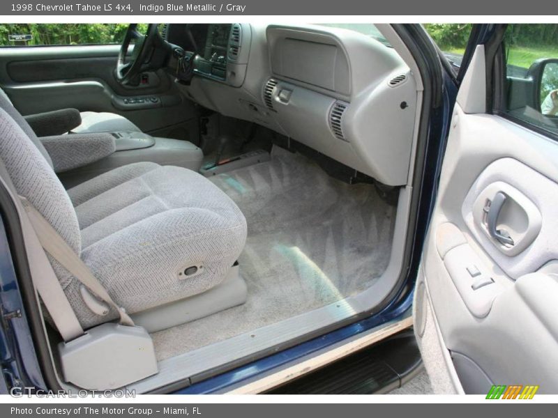 Indigo Blue Metallic / Gray 1998 Chevrolet Tahoe LS 4x4