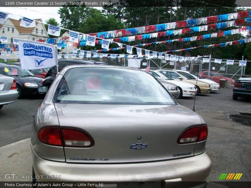 Sandrift Metallic / Beige 1996 Chevrolet Cavalier LS Sedan