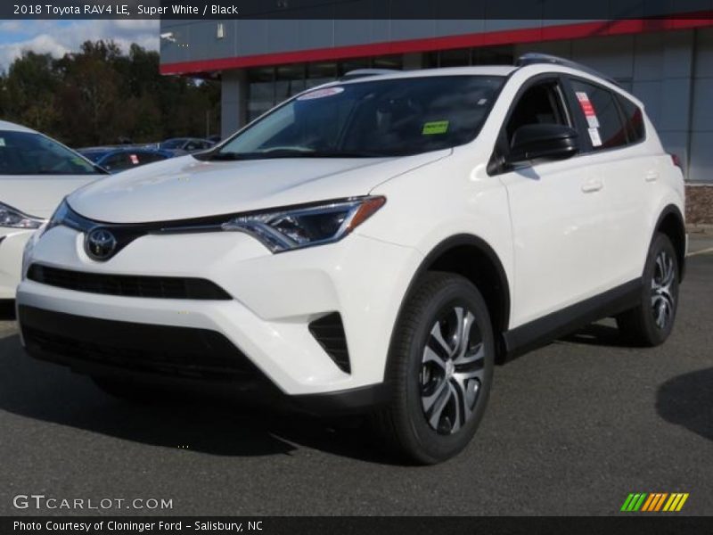 Super White / Black 2018 Toyota RAV4 LE