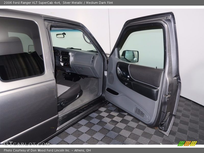 Silver Metallic / Medium Dark Flint 2006 Ford Ranger XLT SuperCab 4x4