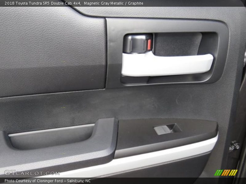 Magnetic Gray Metallic / Graphite 2018 Toyota Tundra SR5 Double Cab 4x4