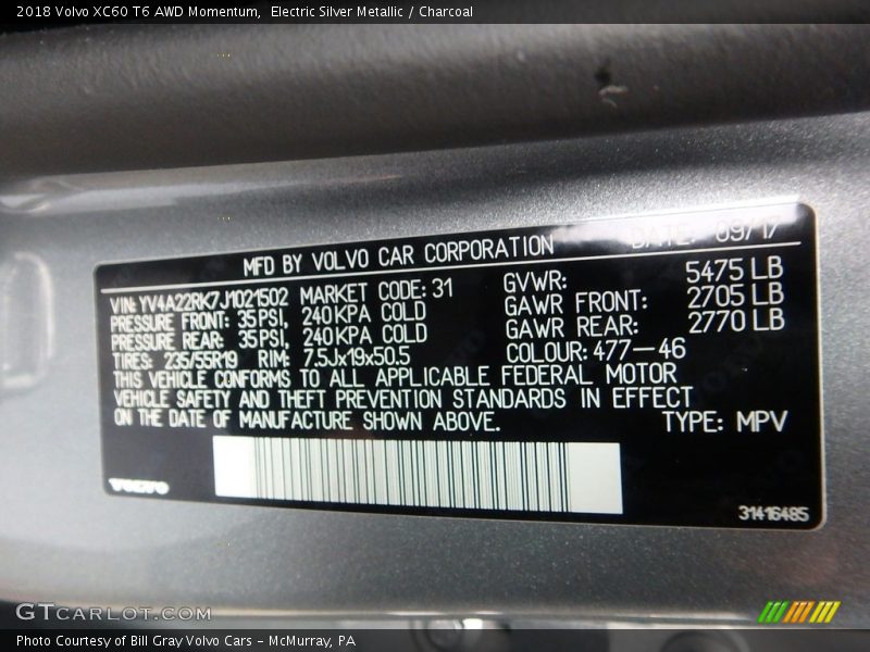 Electric Silver Metallic / Charcoal 2018 Volvo XC60 T6 AWD Momentum