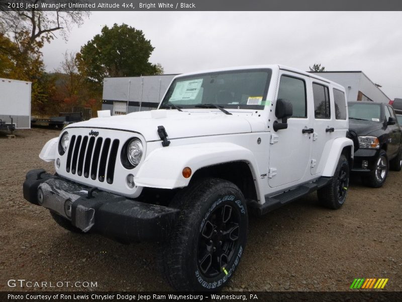 Bright White / Black 2018 Jeep Wrangler Unlimited Altitude 4x4