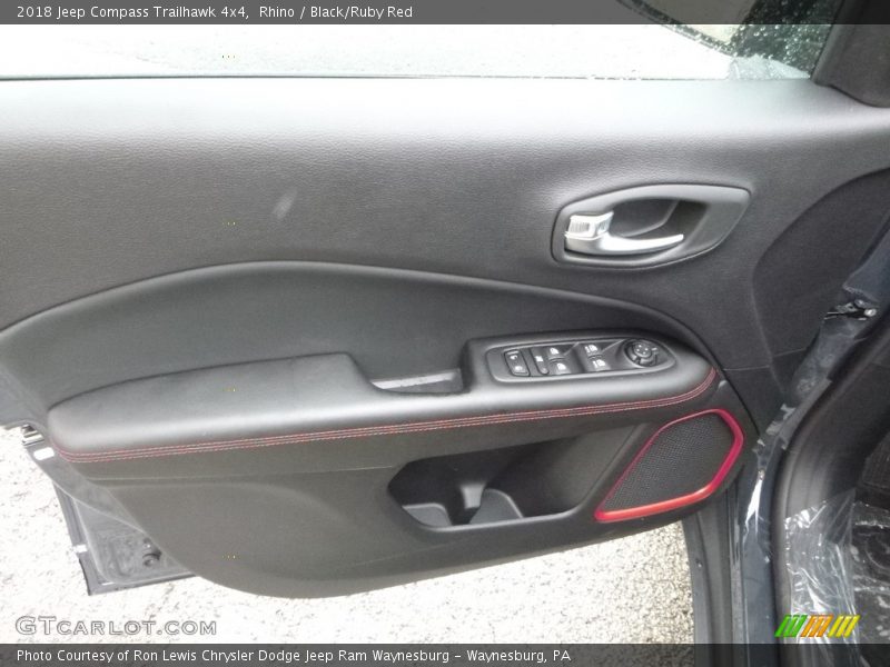 Rhino / Black/Ruby Red 2018 Jeep Compass Trailhawk 4x4