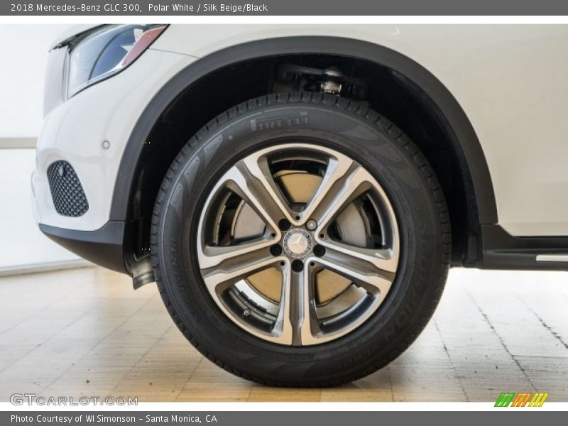 Polar White / Silk Beige/Black 2018 Mercedes-Benz GLC 300
