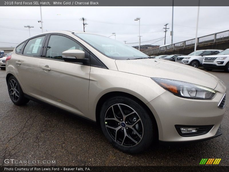 White Gold / Charcoal Black 2018 Ford Focus SEL Hatch