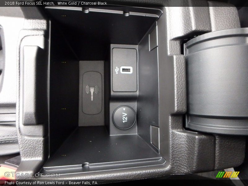White Gold / Charcoal Black 2018 Ford Focus SEL Hatch
