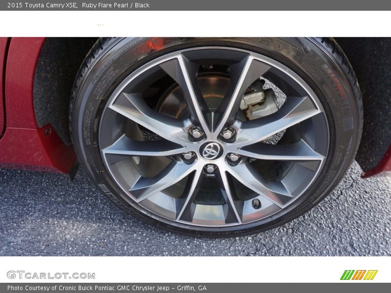 Ruby Flare Pearl / Black 2015 Toyota Camry XSE