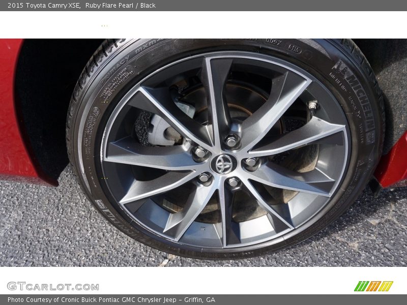Ruby Flare Pearl / Black 2015 Toyota Camry XSE