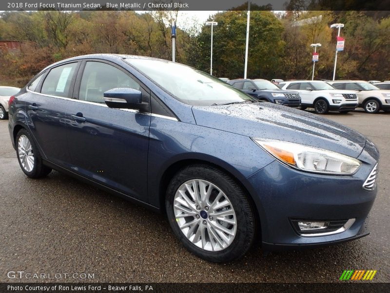 Front 3/4 View of 2018 Focus Titanium Sedan