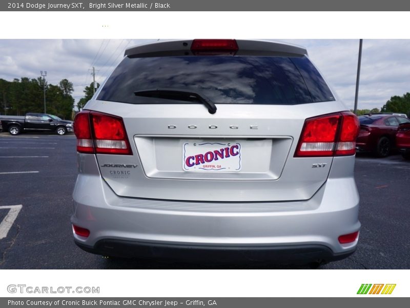 Bright Silver Metallic / Black 2014 Dodge Journey SXT
