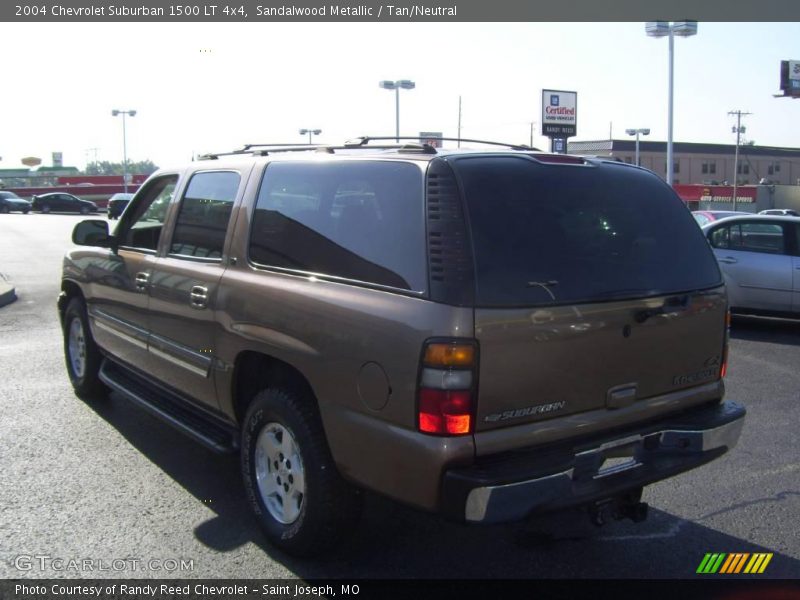 Sandalwood Metallic / Tan/Neutral 2004 Chevrolet Suburban 1500 LT 4x4