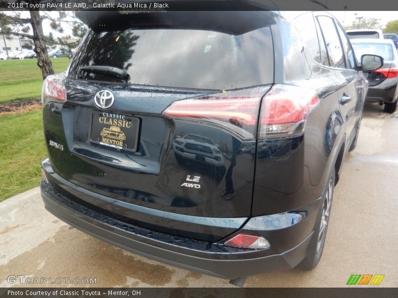 Galactic Aqua Mica / Black 2018 Toyota RAV4 LE AWD
