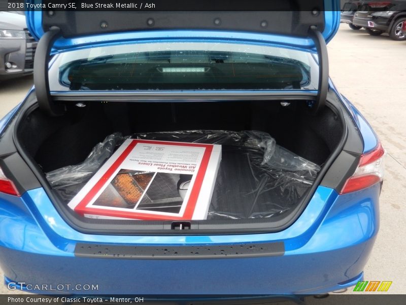 Blue Streak Metallic / Ash 2018 Toyota Camry SE