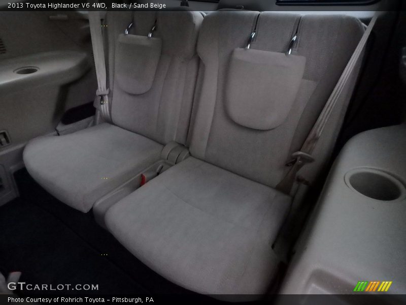 Black / Sand Beige 2013 Toyota Highlander V6 4WD