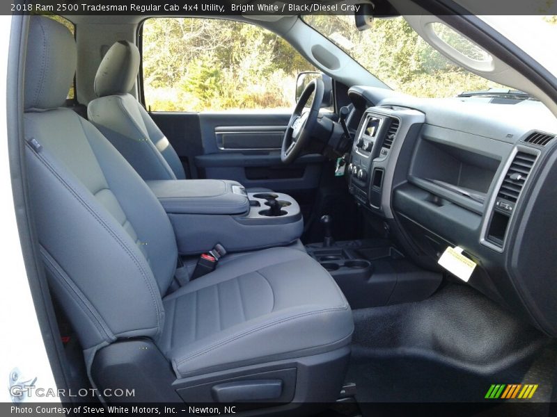 Bright White / Black/Diesel Gray 2018 Ram 2500 Tradesman Regular Cab 4x4 Utility