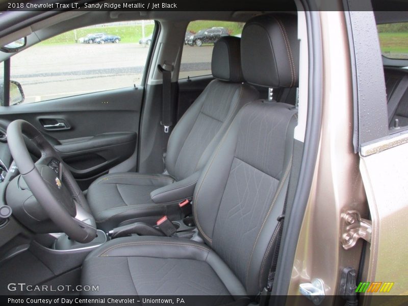 Sandy Ridge Metallic / Jet Black 2018 Chevrolet Trax LT