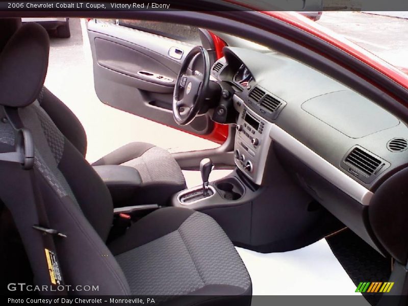 Victory Red / Ebony 2006 Chevrolet Cobalt LT Coupe