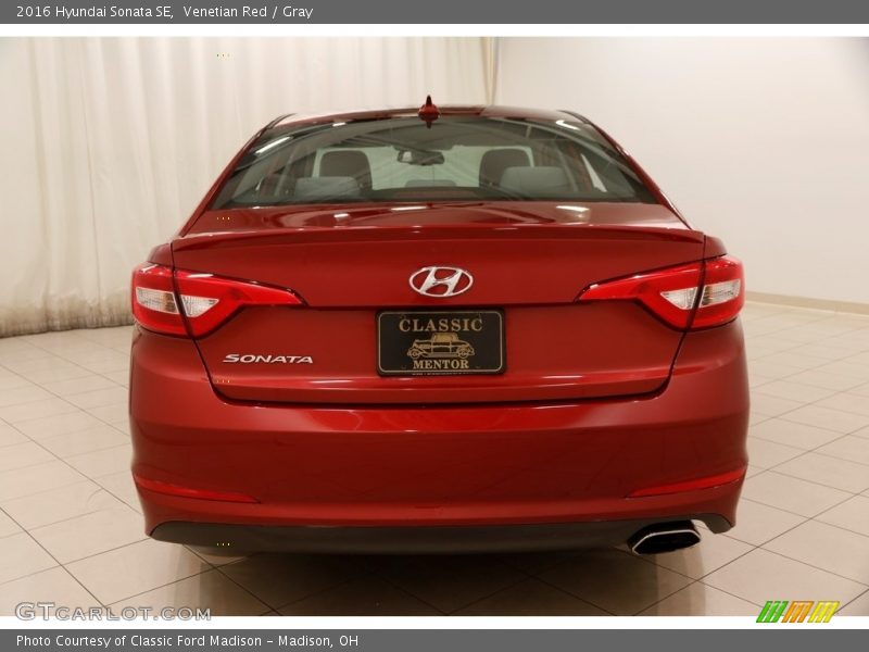 Venetian Red / Gray 2016 Hyundai Sonata SE