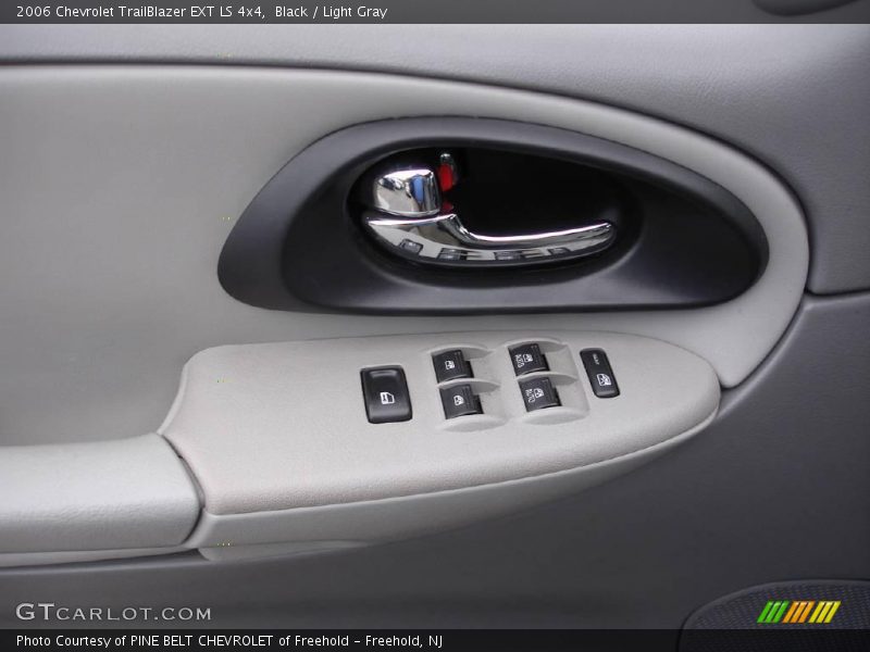 Black / Light Gray 2006 Chevrolet TrailBlazer EXT LS 4x4