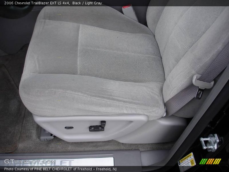 Black / Light Gray 2006 Chevrolet TrailBlazer EXT LS 4x4