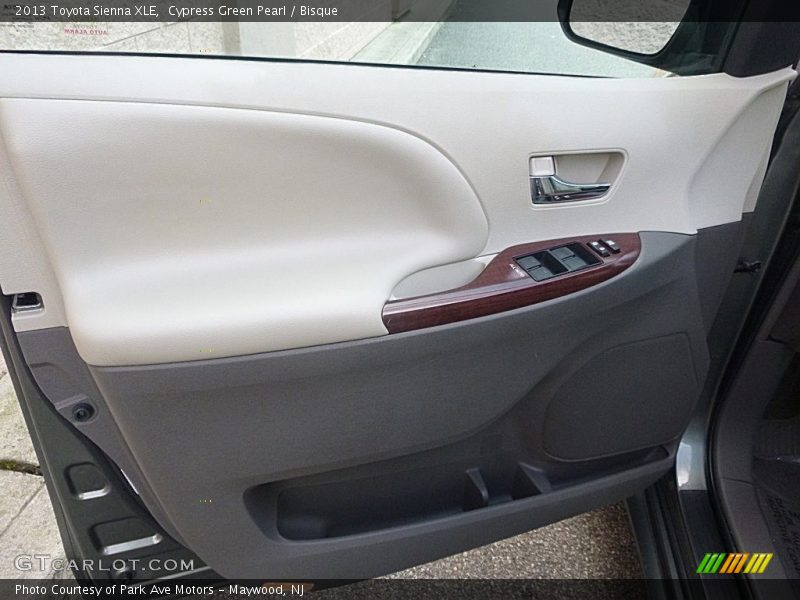 Cypress Green Pearl / Bisque 2013 Toyota Sienna XLE