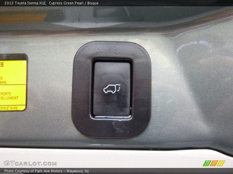 Cypress Green Pearl / Bisque 2013 Toyota Sienna XLE